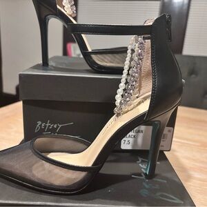 Black Betsey Johnson pumps